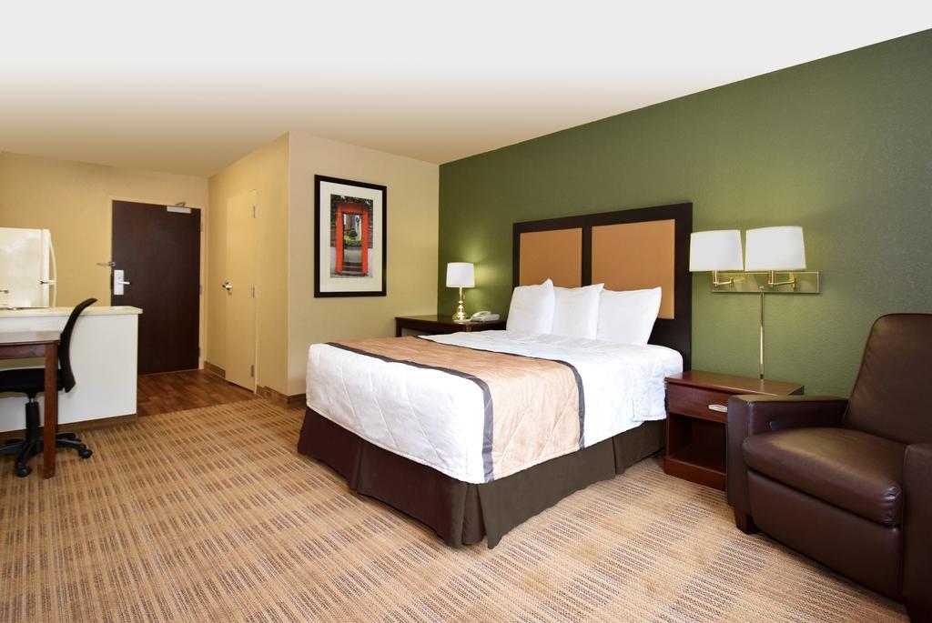 Extended Stay America Suites - Raleigh - Cary - Regency Parkway North ภายนอก รูปภาพ